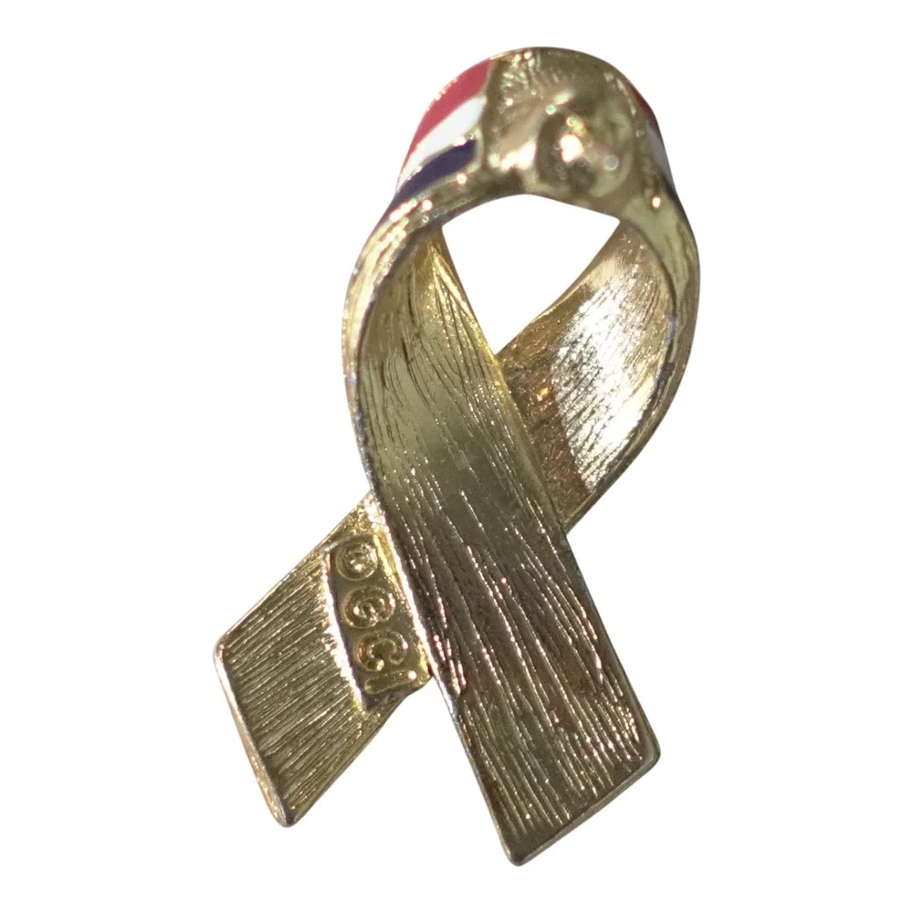 Vintage 1991 USA Flag Ribbon Lapel Pin Red White Blue Gold Tone 1